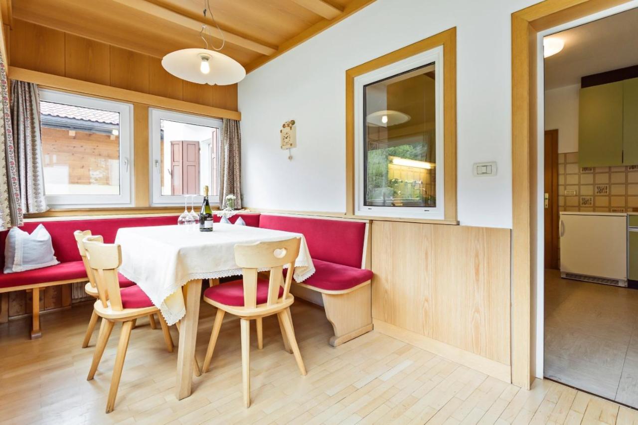 Villa Alpina Apartments Santa Cristina Val Gardena Exteriér fotografie