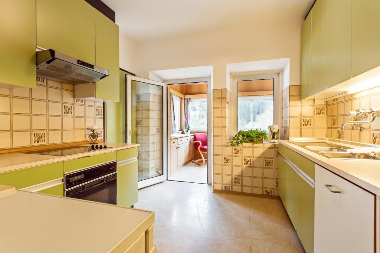 Villa Alpina Apartments Santa Cristina Val Gardena Exteriér fotografie